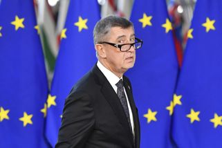 „Míří směrem na východ.“ Fiala se pustil do Babiše...